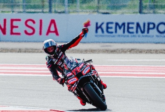 Marco Bezzecchi meraih juara MotoGP Mandalika 2026 [kemenpora]